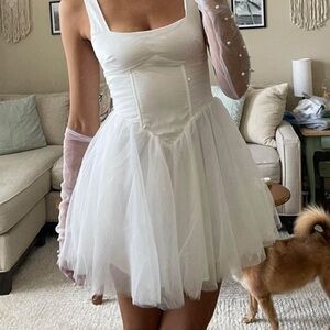 Selfie Leslie White Dress